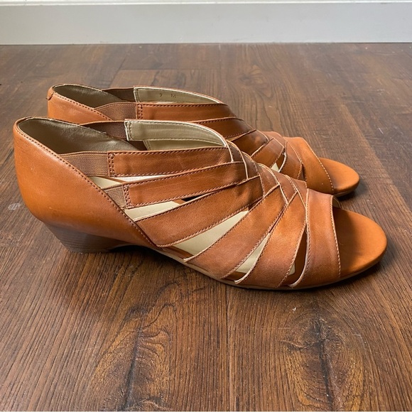 Rangoni Almafi Women’s Cognac Tan Leather Strappy Wedge Sandals SZ 9 - Picture 5 of 14